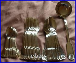 Ménagère métal inox argenté modèle Coquille 36 pièces manque 1 fourchette