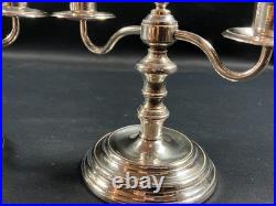 Paire de bougeoirs bouts de table en métal argenté signé CHRISTOFLE modèle Albi