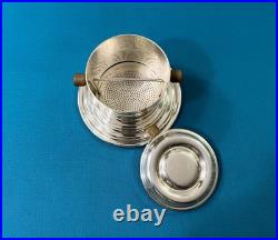 Passe thé CHRISTOFLE modèle ONDULATION VIBRATION métal argenté théière tasse