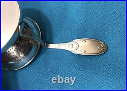 Passe thé à bascule CHRISTOFLE modèle DELAFOSSE métal argenté Service Théière