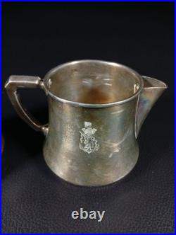 Pots à lait Christofle métal argenté gravés licorne et ancre, modèle institution