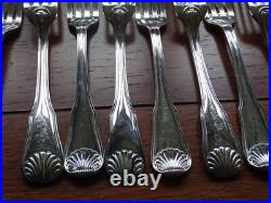 RAVINET D'ENFERT ANCIENNE MENAGERE 61 PCS métal argenté MODELE COQUILLE RAVINET D'ENFERT ANCIENNE MENAGERE 61 PCS métal argenté MODELE COQUILLE