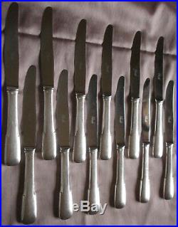 SFAM CHAMBLY 12 couteaux à fromage en métal argenté modèle uniplat / cluny