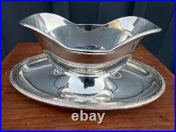 Saucière métal argenté Christofle collection Gallia modele perles d'époque XXème
