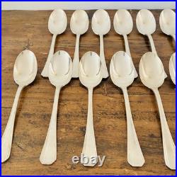 Série de 12 cuillères à soupe Christofle modèle America métal argenté Art Déco