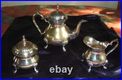 Service 3 Pieces Cafetiere Sucrier Pot A Lait En Metal Argente Modele Coquille Service 3 Pieces Cafetiere Sucrier Pot A Lait En Metal Argente Modele Coquille