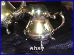 Service 3 Pieces Cafetiere Sucrier Pot A Lait En Metal Argente Modele Coquille Service 3 Pieces Cafetiere Sucrier Pot A Lait En Metal Argente Modele Coquille