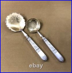 Service à fraises ARMAND FRENAIS modèle EMPIRE métal argenté Pelle Saupoudreuse